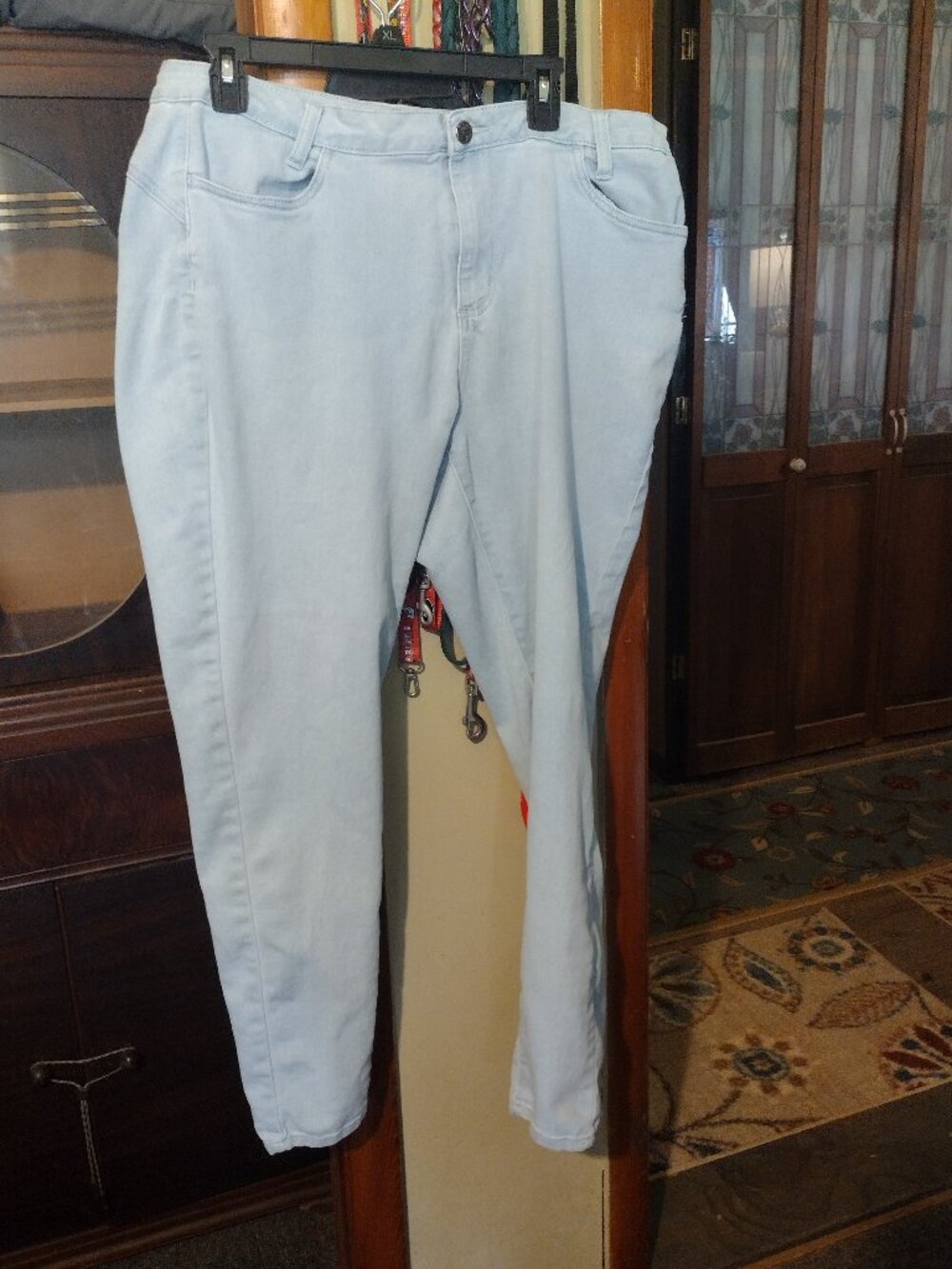Women's Hybrid and Company Stretch Jeans